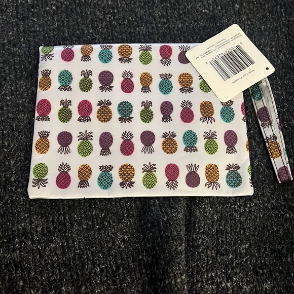 NWT Main Street Totes Cosmetic Bag- 3pack - Picture 6 of 8